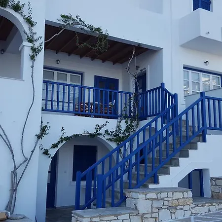 Bocamviglies By The Sea Naousa (Paros)