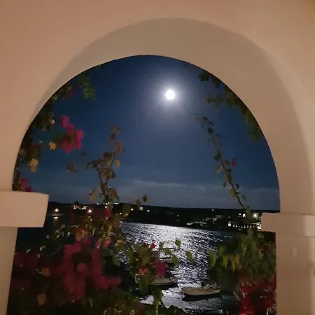 Bocamviglies By The Sea Guest house